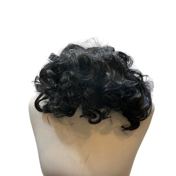 New without Tags Adult Size Black Curly Hair Wig - Picture 2 of 8